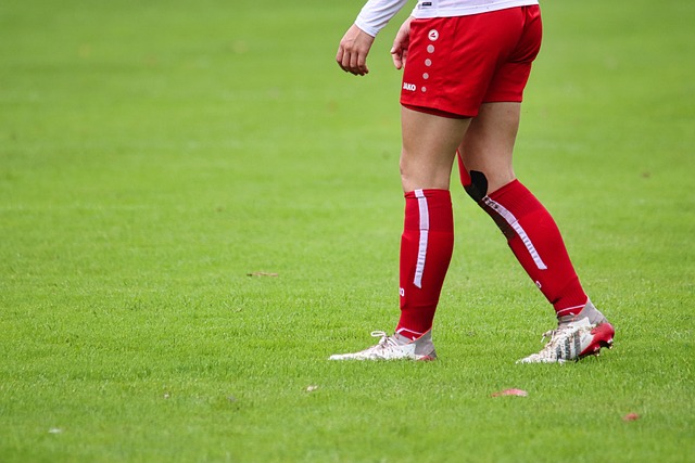 上游新闻：冲超决战，超1500名重庆球迷将在客场为铜梁龙助威